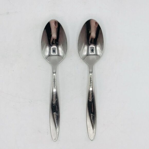 Oneida Lunette 2 Piece Stainless Steel Flatware Small Serving Spoons 18/10 - Picture 1 of 3